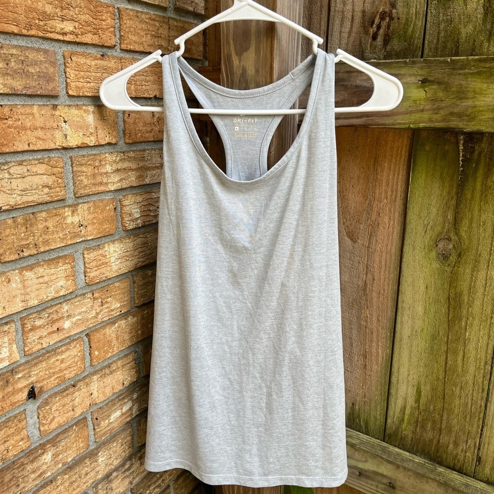 Nike Gray Sleeveless Tank Top Heather